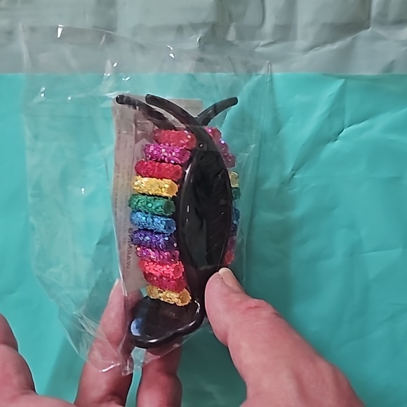 3 items, Pink crystal earrings, rainbow hair clip, Taylor Swift bracelets - Picture 9 of 16